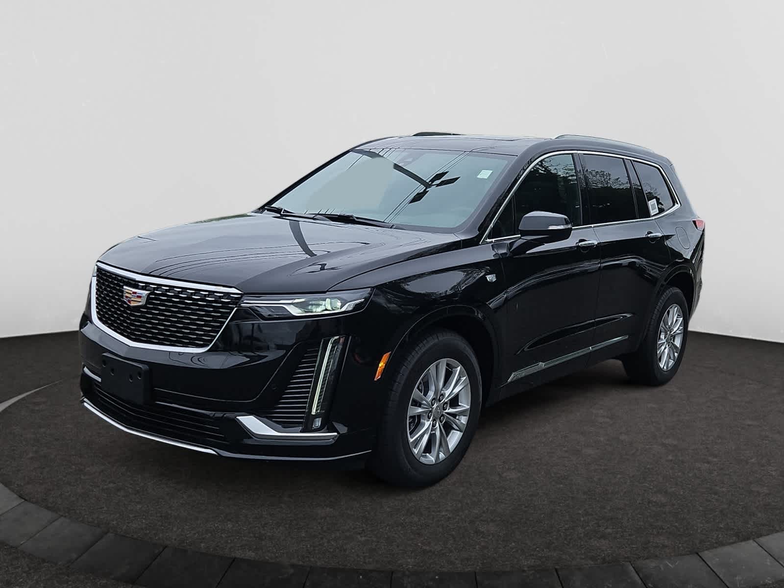 new 2025 Cadillac XT6 car, priced at $53,215