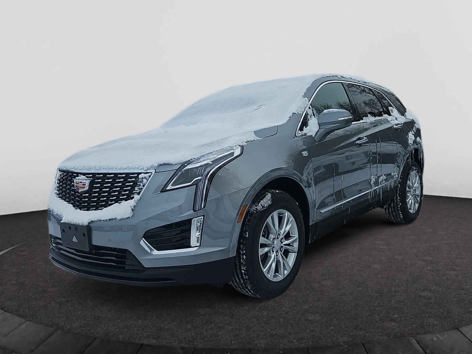 new 2025 Cadillac XT5 car, priced at $47,690