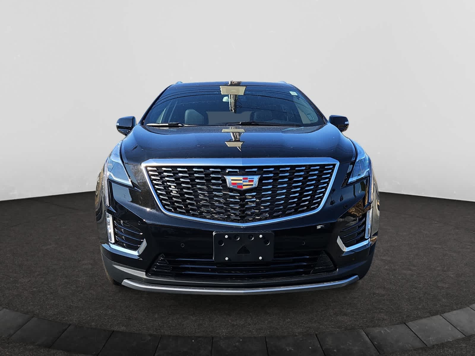 new 2025 Cadillac XT5 car, priced at $55,615