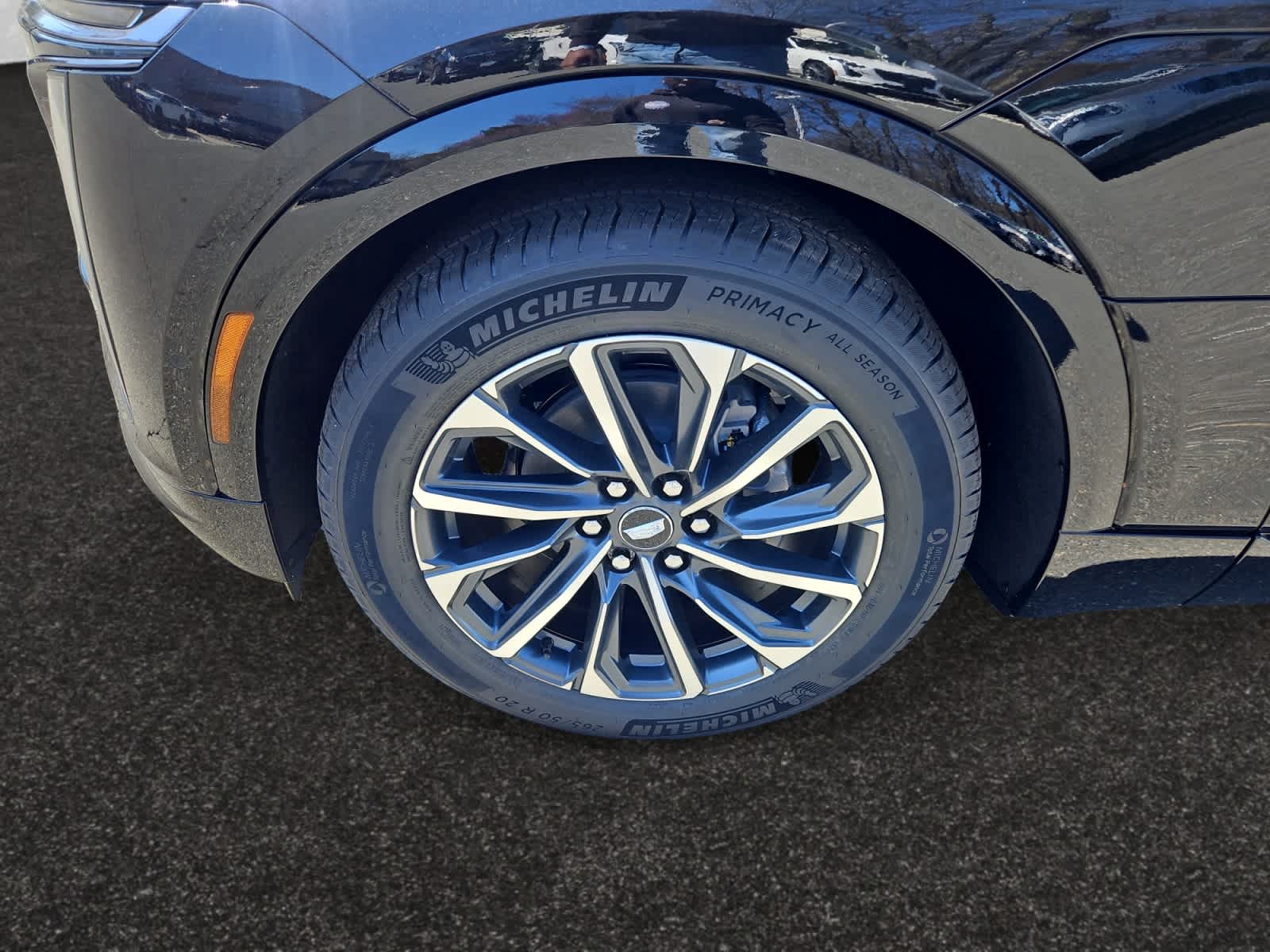 new 2025 Cadillac LYRIQ car, priced at $64,615