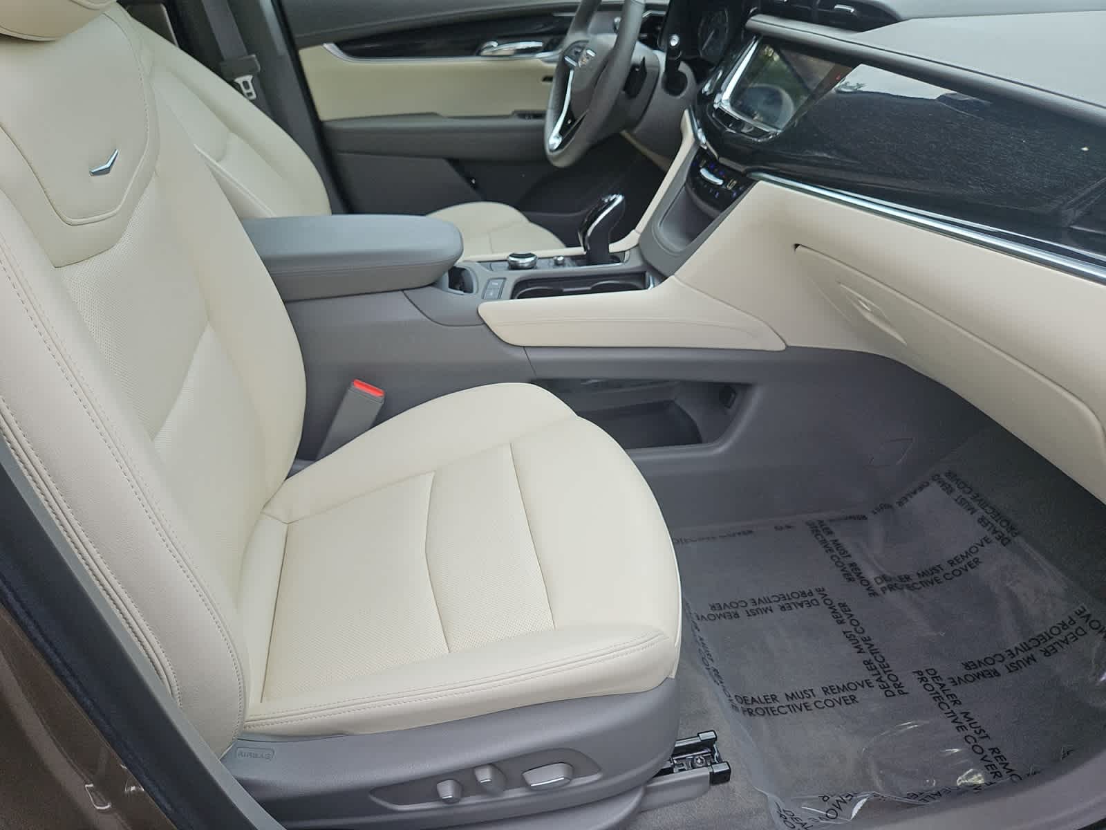 used 2023 Cadillac XT6 car, priced at $44,888