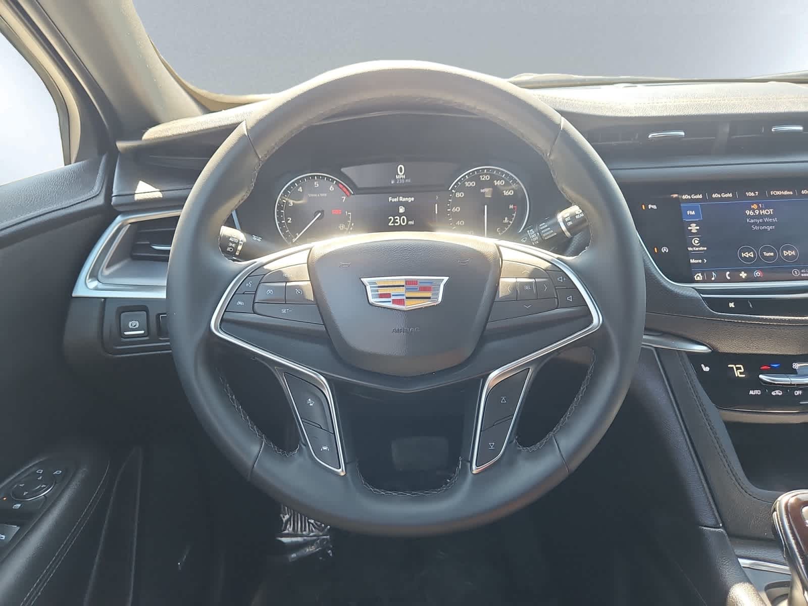 used 2024 Cadillac XT5 car, priced at $38,998