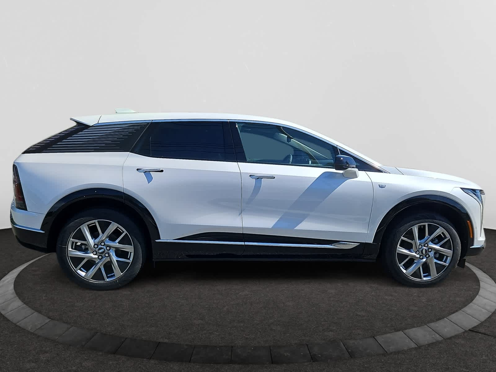 new 2025 Cadillac OPTIQ car, priced at $55,615