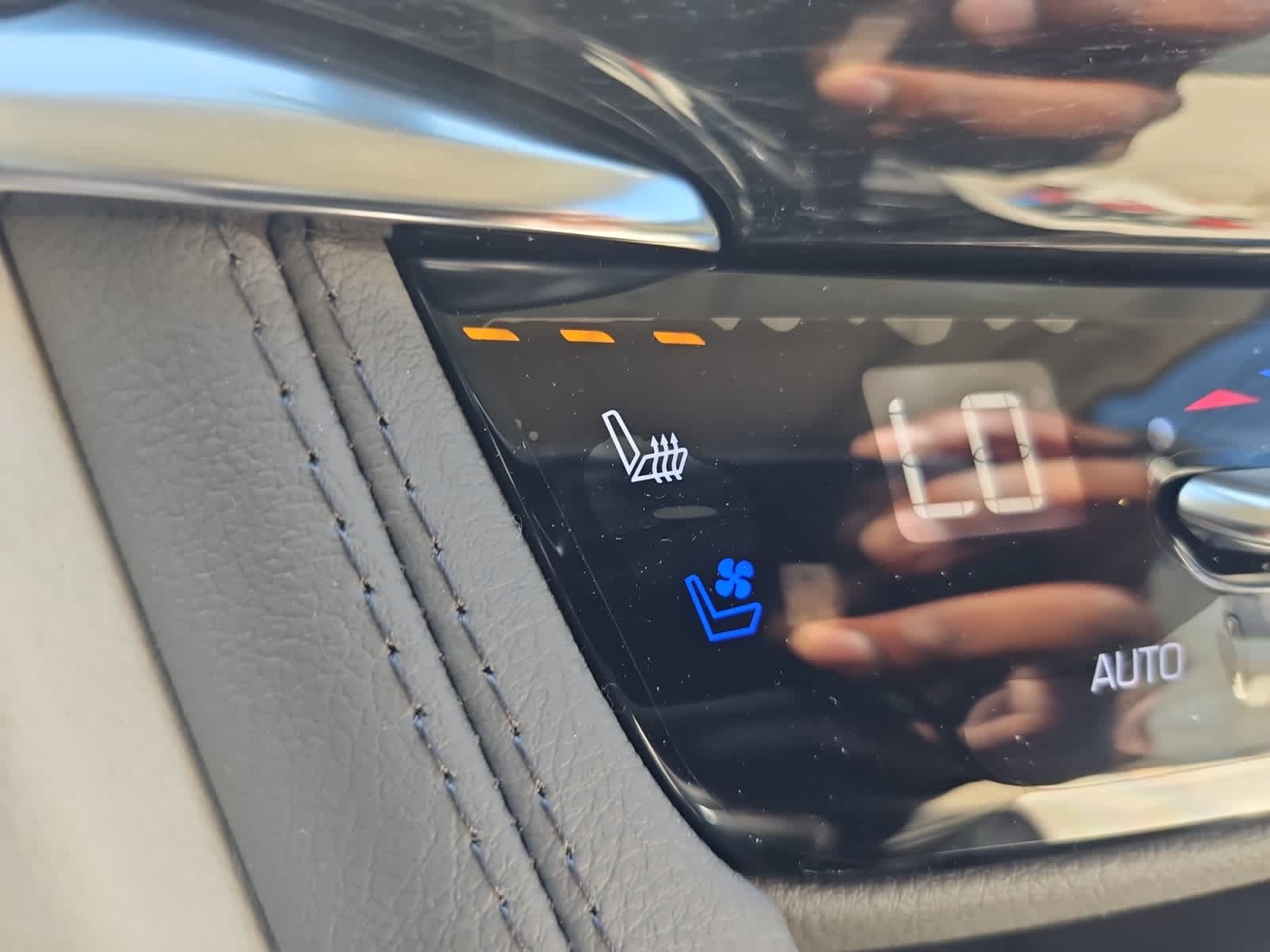 new 2025 Cadillac XT6 car, priced at $62,565
