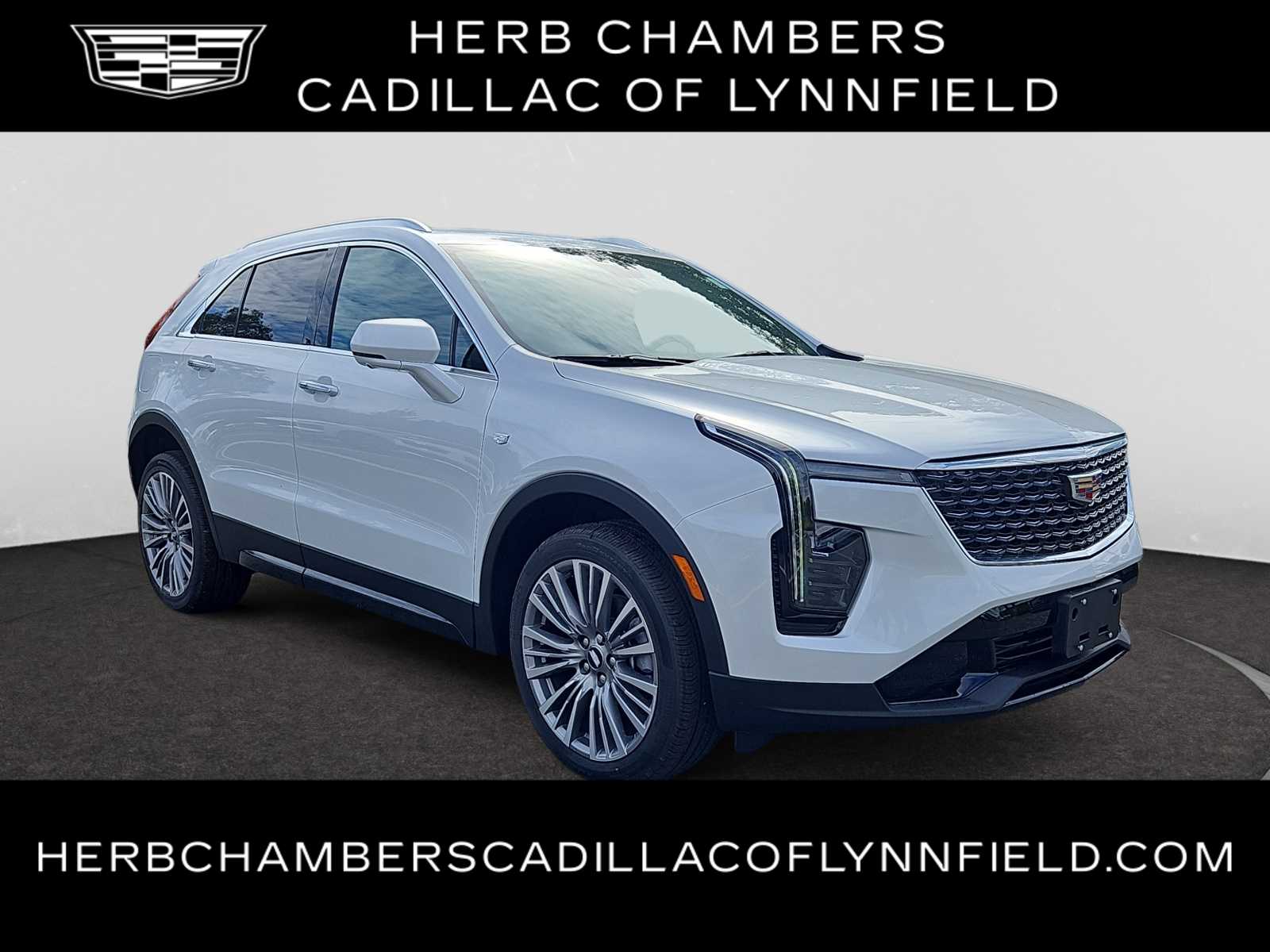 new 2025 Cadillac XT4 car, priced at $48,015