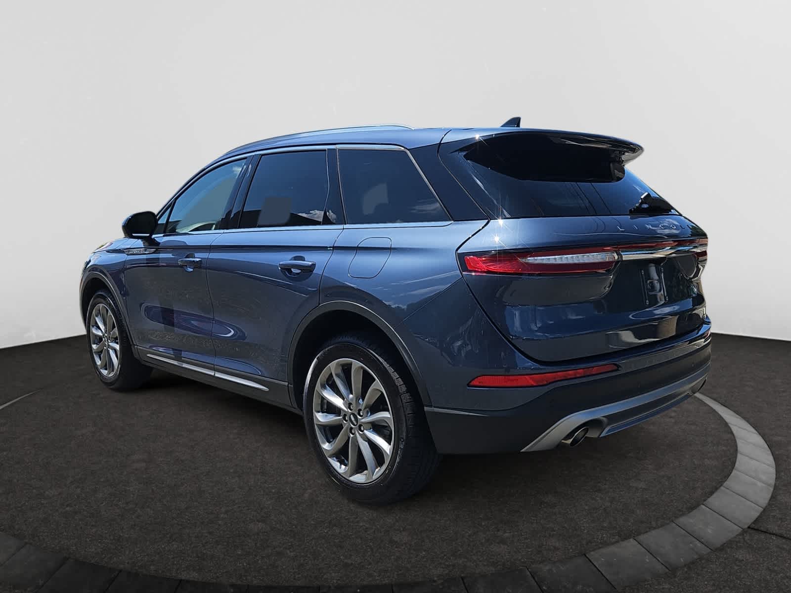 used 2022 Lincoln Corsair car, priced at $33,798