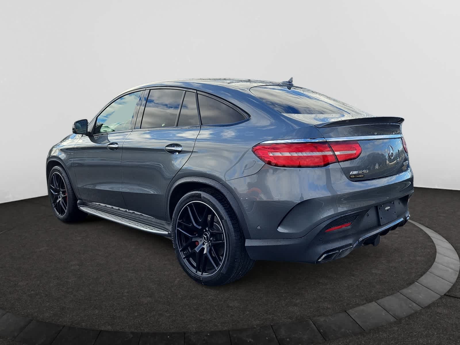 used 2019 Mercedes-Benz GLE car, priced at $49,988