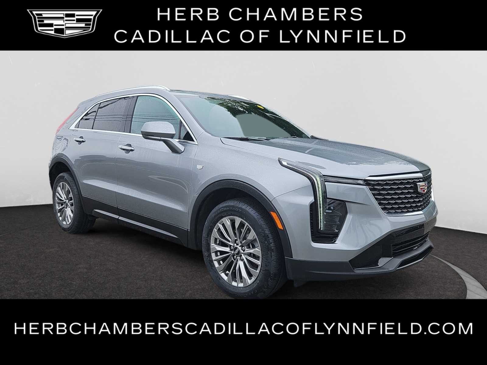 used 2024 Cadillac XT4 car, priced at $36,998