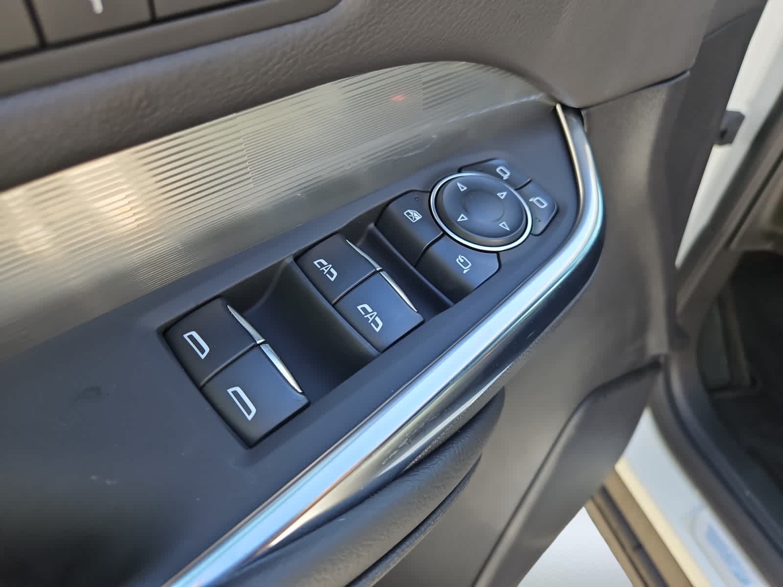 used 2025 Cadillac XT4 car, priced at $45,888