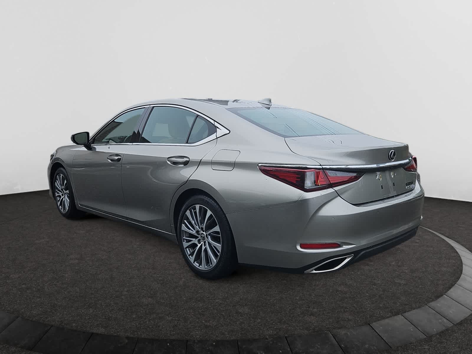 used 2020 Lexus ES car, priced at $31,998