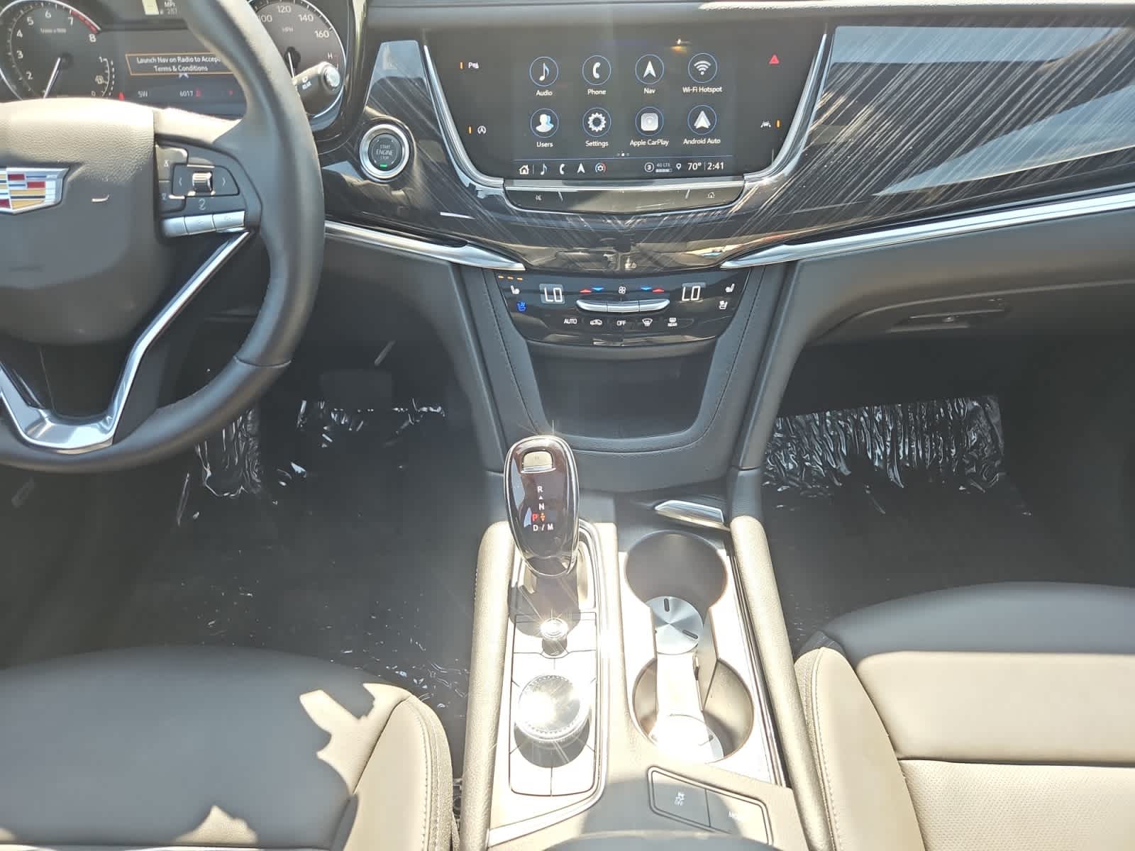 used 2025 Cadillac XT6 car, priced at $51,138