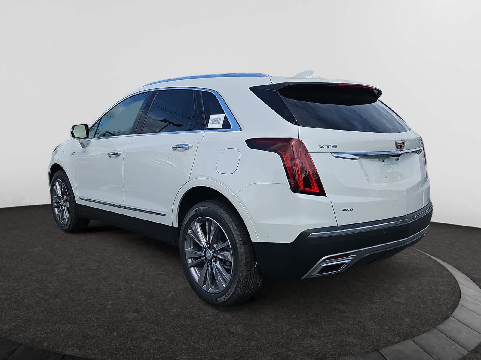 new 2024 Cadillac XT5 car, priced at $58,290