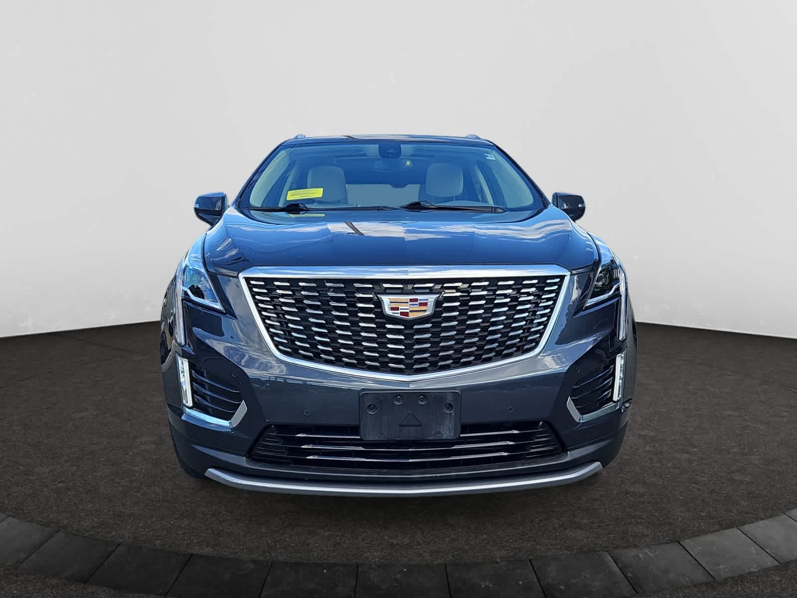 used 2021 Cadillac XT5 car, priced at $31,998