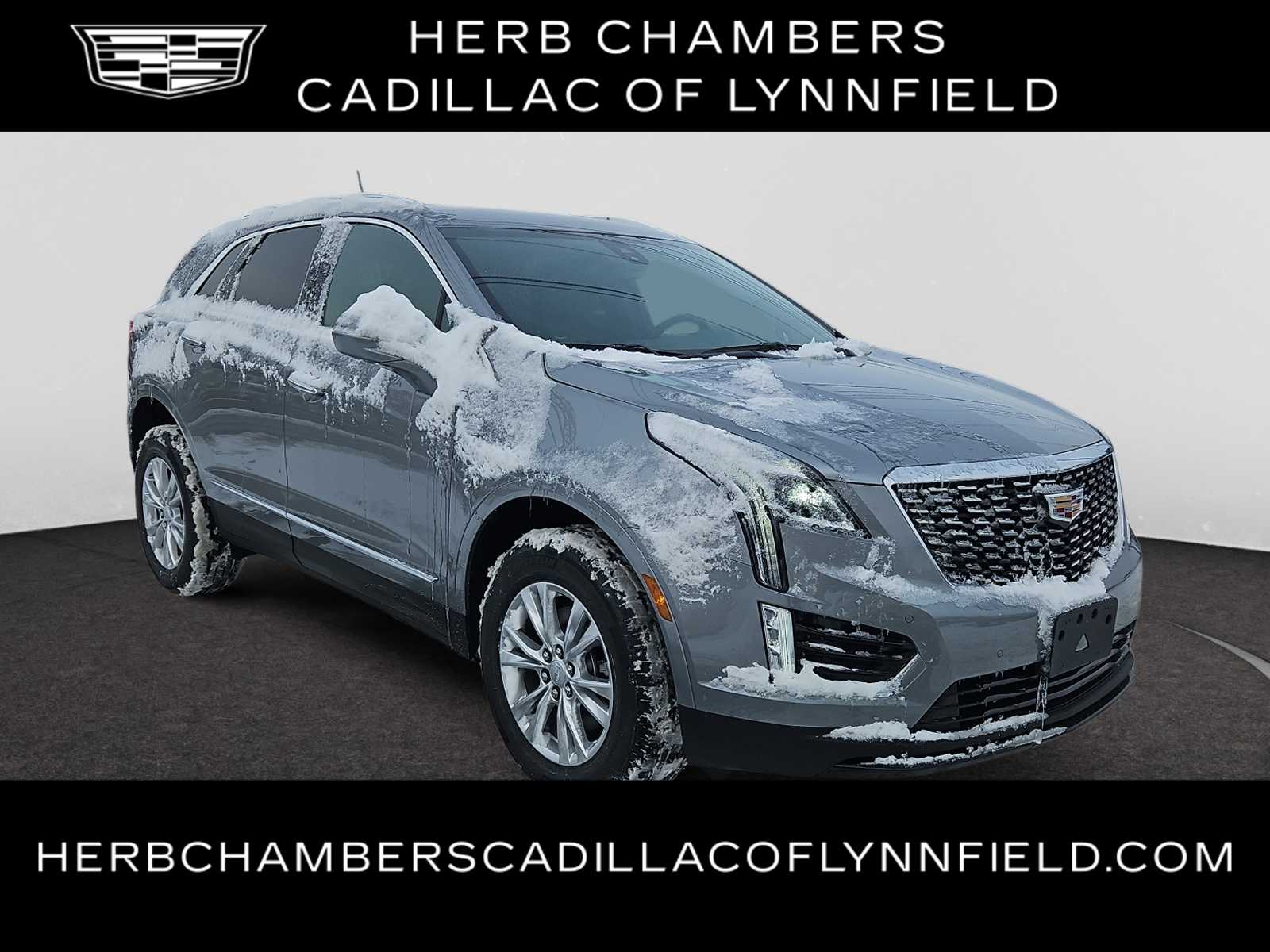 new 2025 Cadillac XT5 car, priced at $47,690