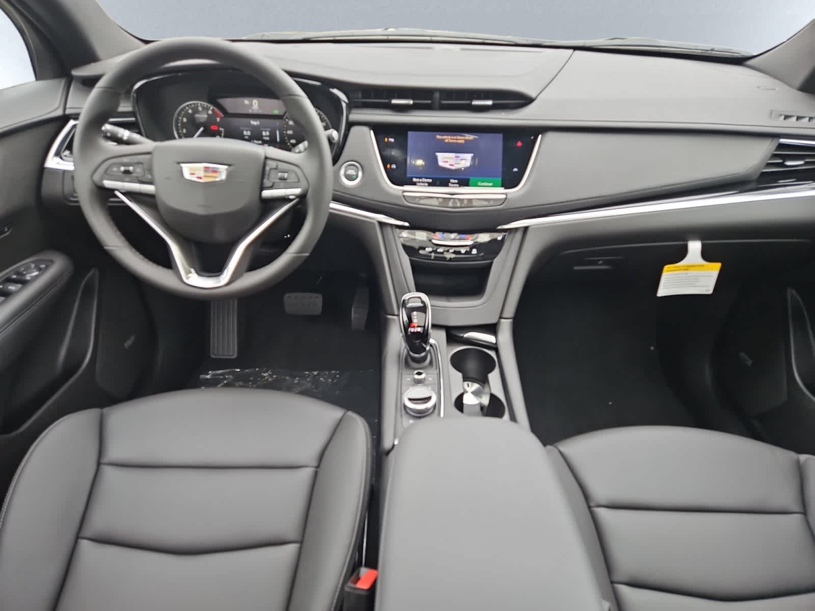 new 2025 Cadillac XT6 car, priced at $53,215