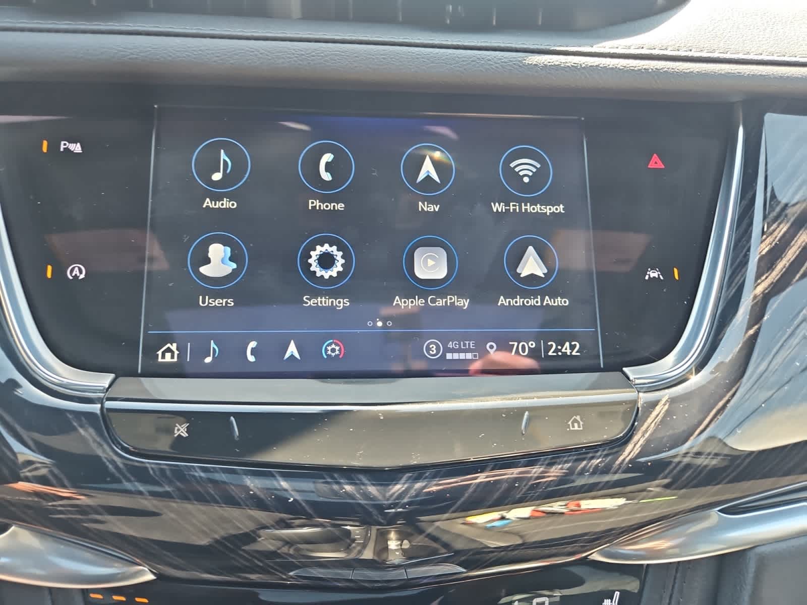 used 2025 Cadillac XT6 car, priced at $51,138