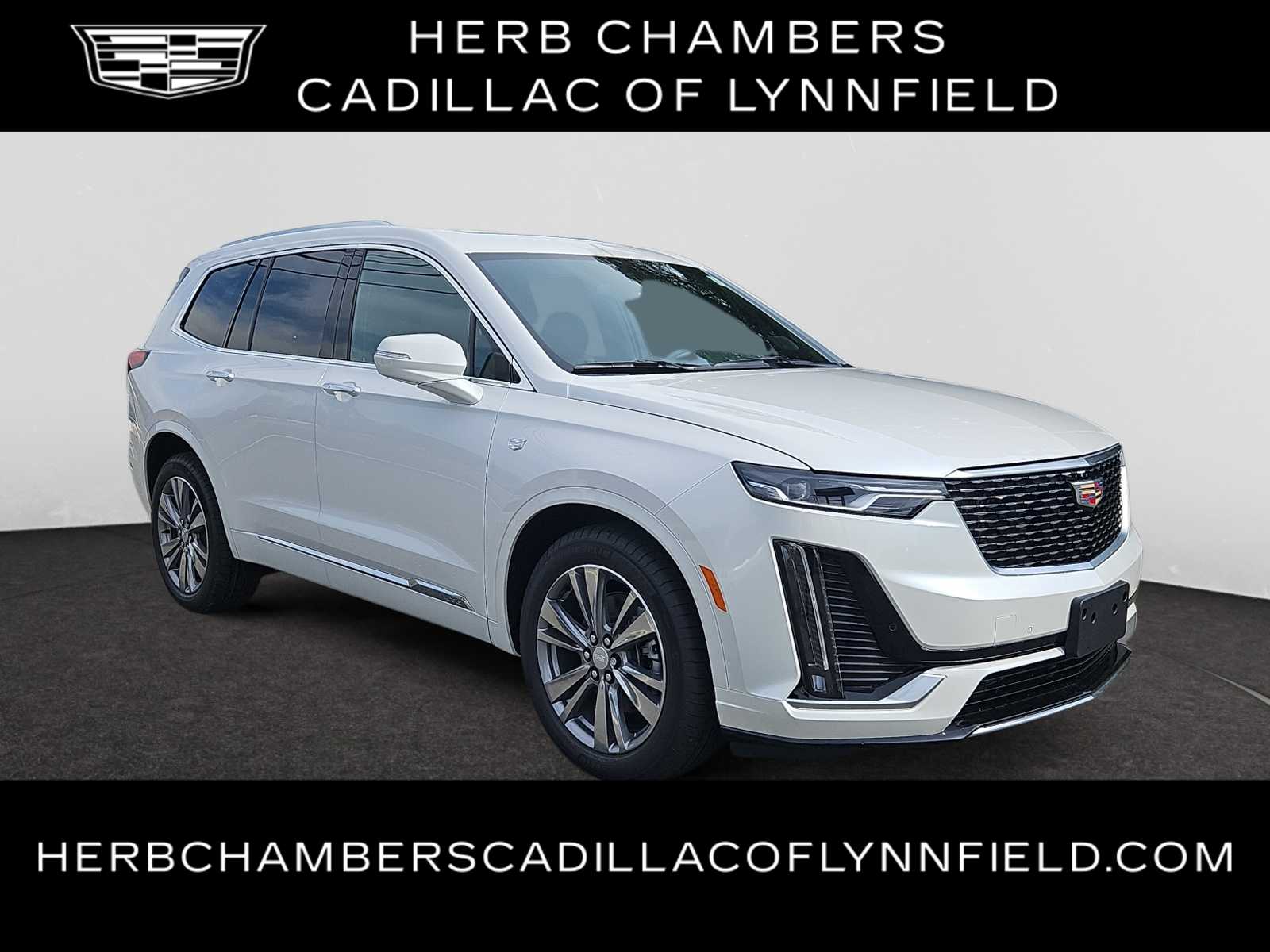 used 2025 Cadillac XT6 car, priced at $50,888
