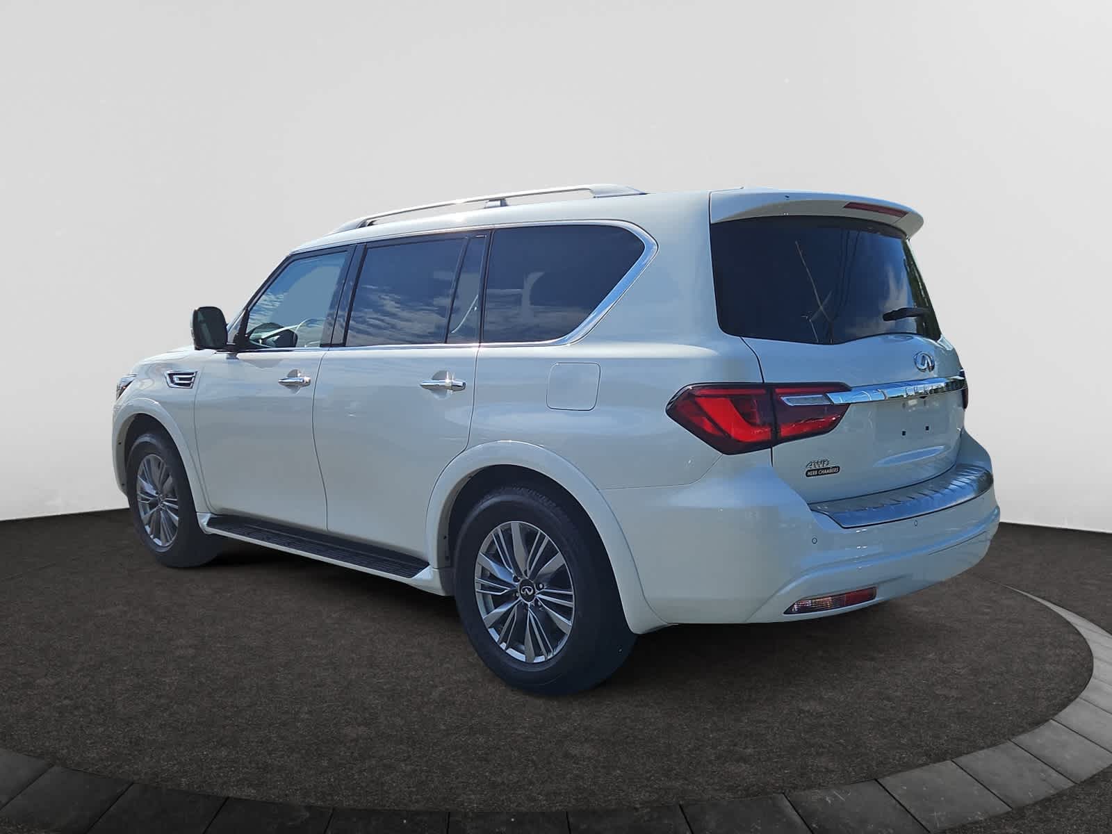 used 2024 INFINITI QX80 car
