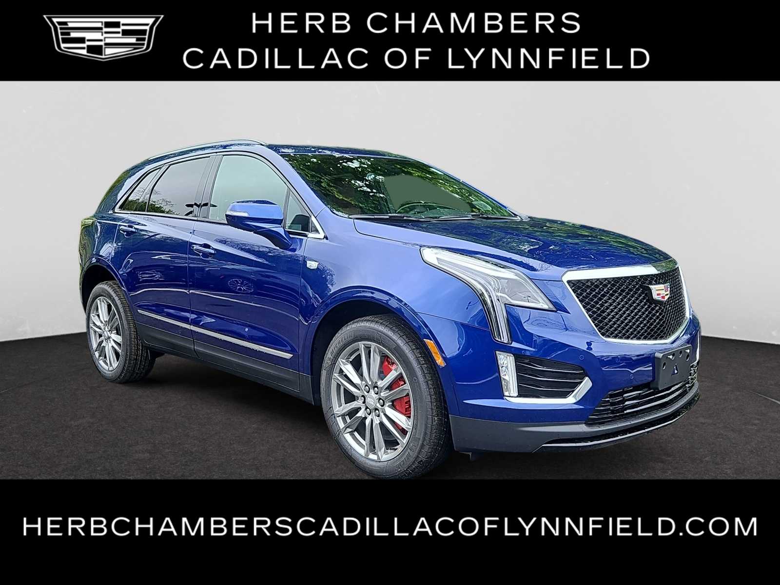 new 2025 Cadillac XT5 car, priced at $60,760