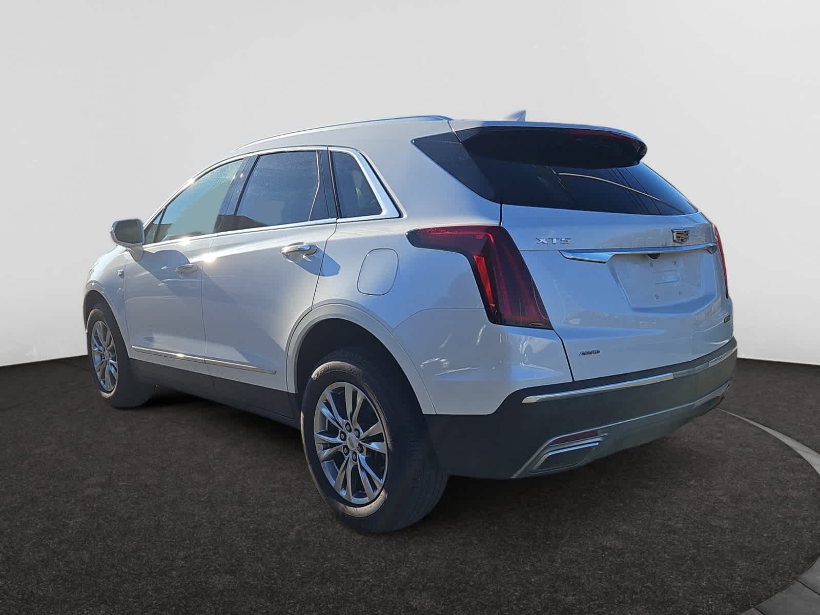 used 2020 Cadillac XT5 car, priced at $29,988