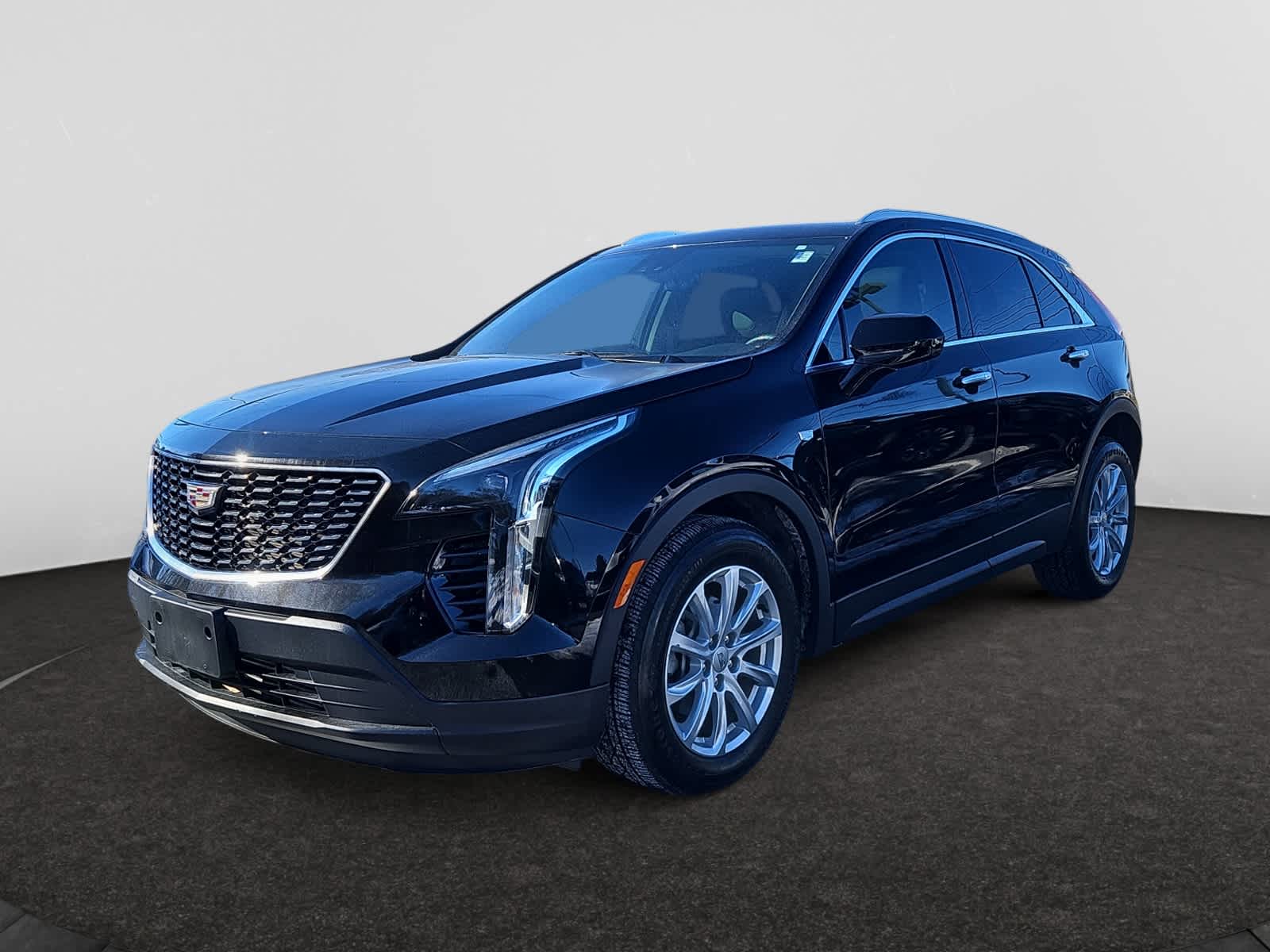 used 2022 Cadillac XT4 car, priced at $23,998