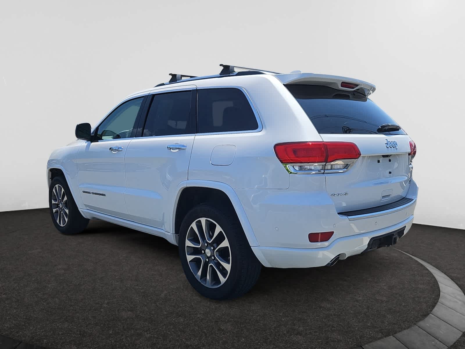 used 2018 Jeep Grand Cherokee car, priced at $27,998