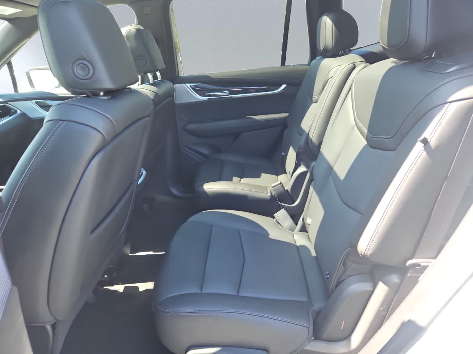 used 2025 Cadillac XT6 car, priced at $51,138