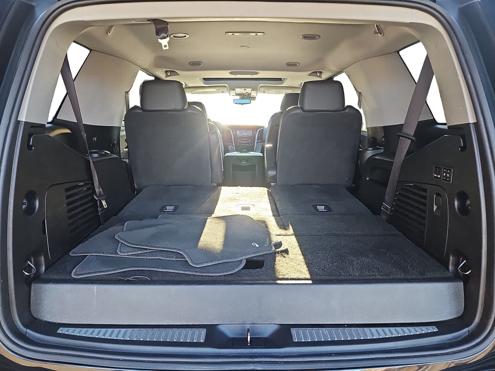 used 2020 Cadillac Escalade car, priced at $44,998