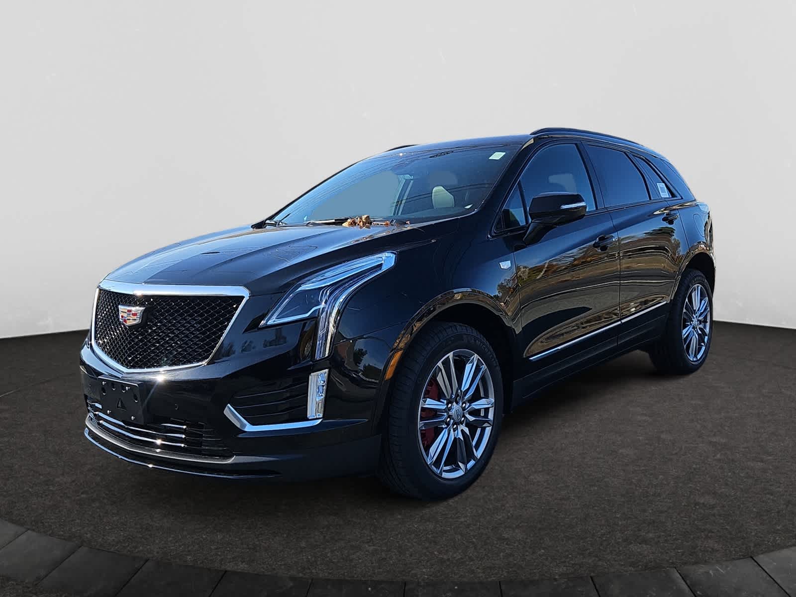 new 2025 Cadillac XT5 car, priced at $59,215