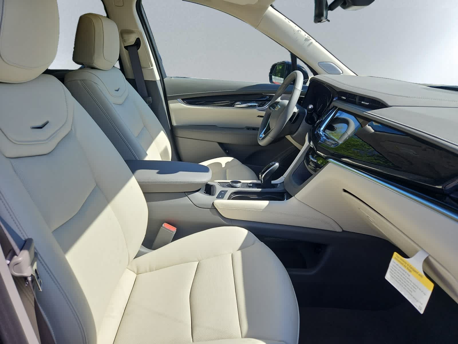 new 2025 Cadillac XT6 car, priced at $62,565