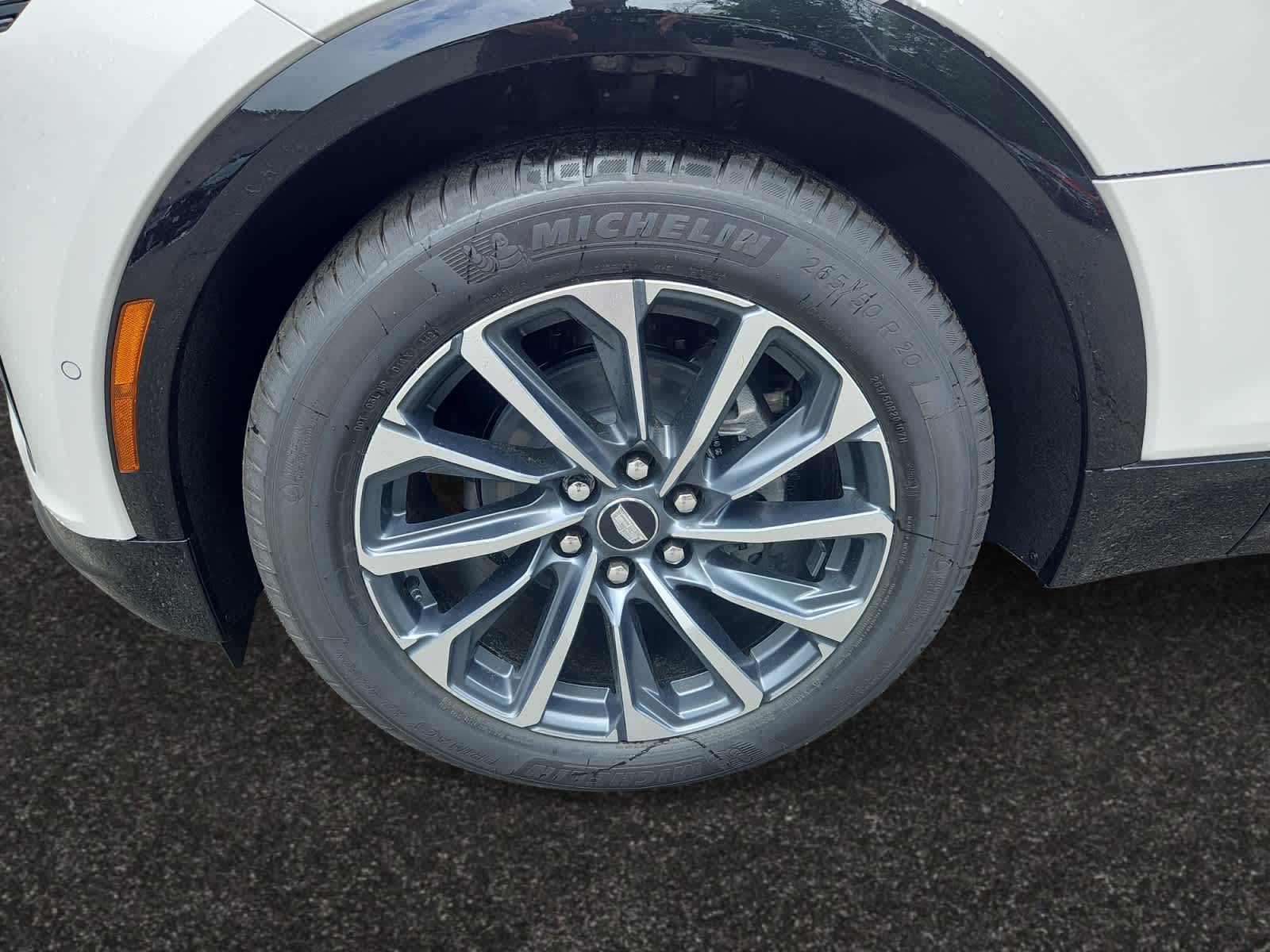 new 2025 Cadillac LYRIQ car, priced at $65,514