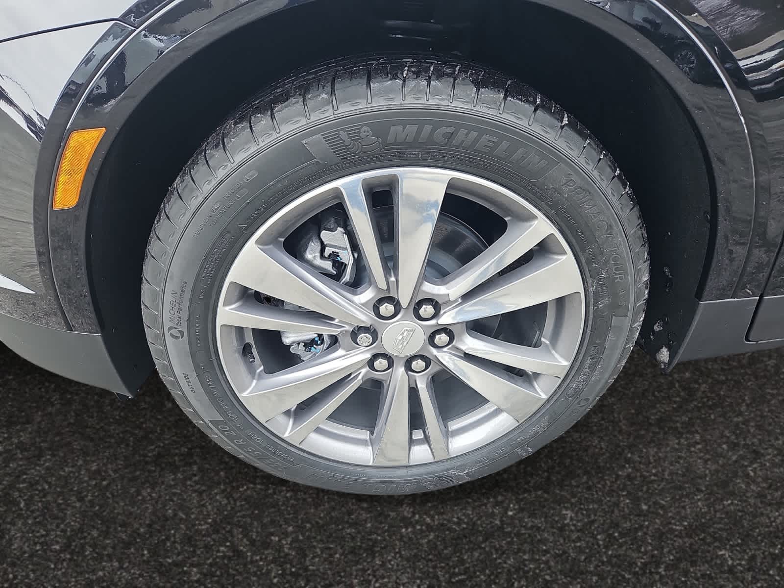 new 2025 Cadillac XT5 car, priced at $55,615