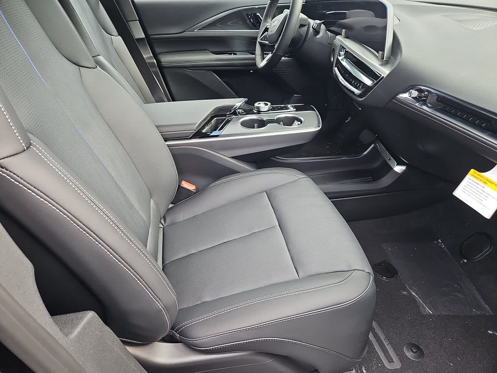 new 2025 Cadillac LYRIQ car, priced at $64,115
