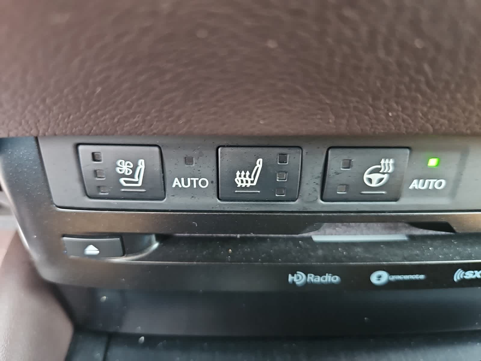 used 2020 Lexus ES car, priced at $31,998