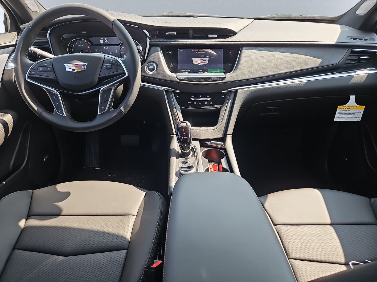 new 2025 Cadillac XT5 car, priced at $54,215