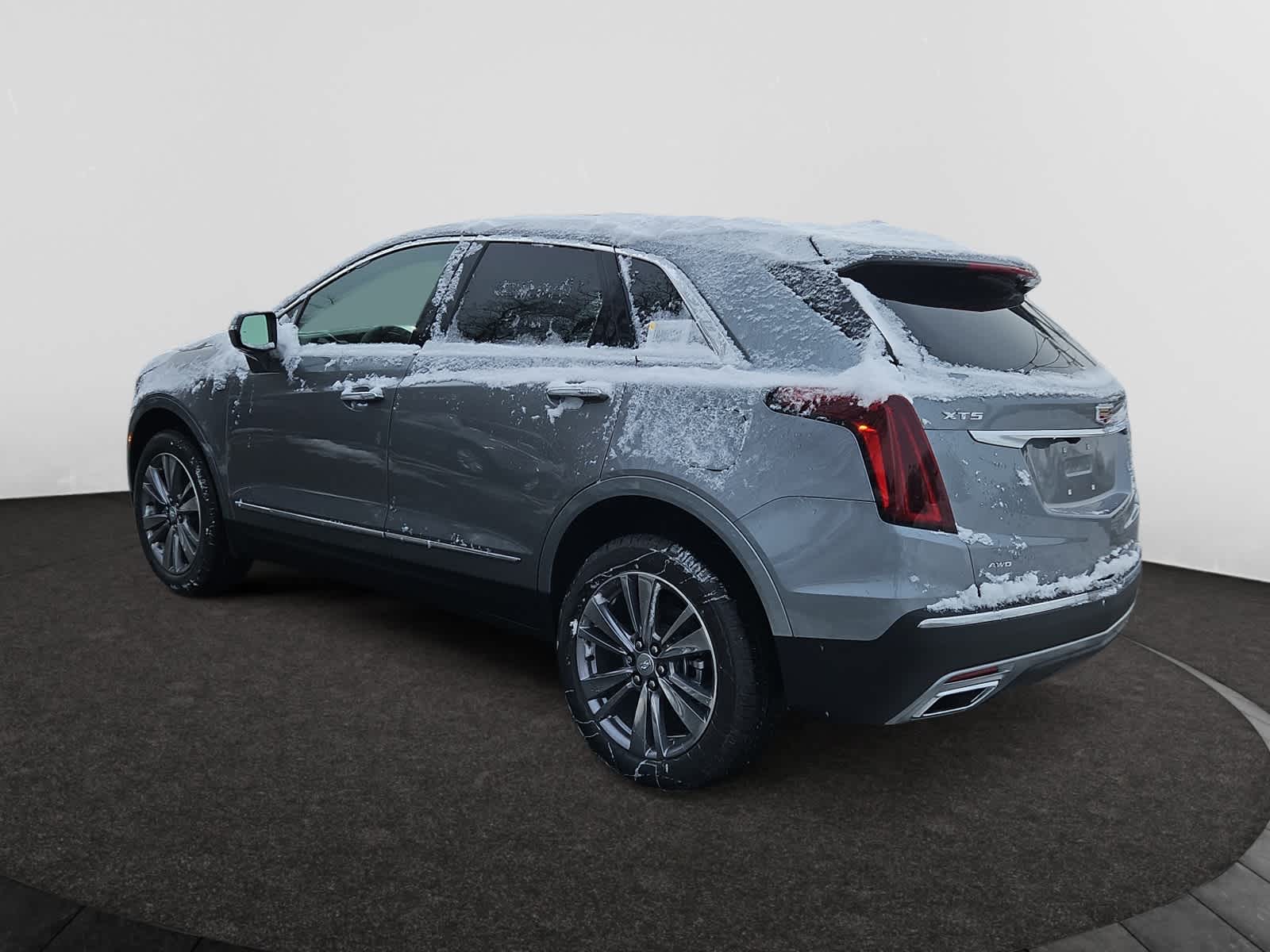 new 2025 Cadillac XT5 car, priced at $53,990