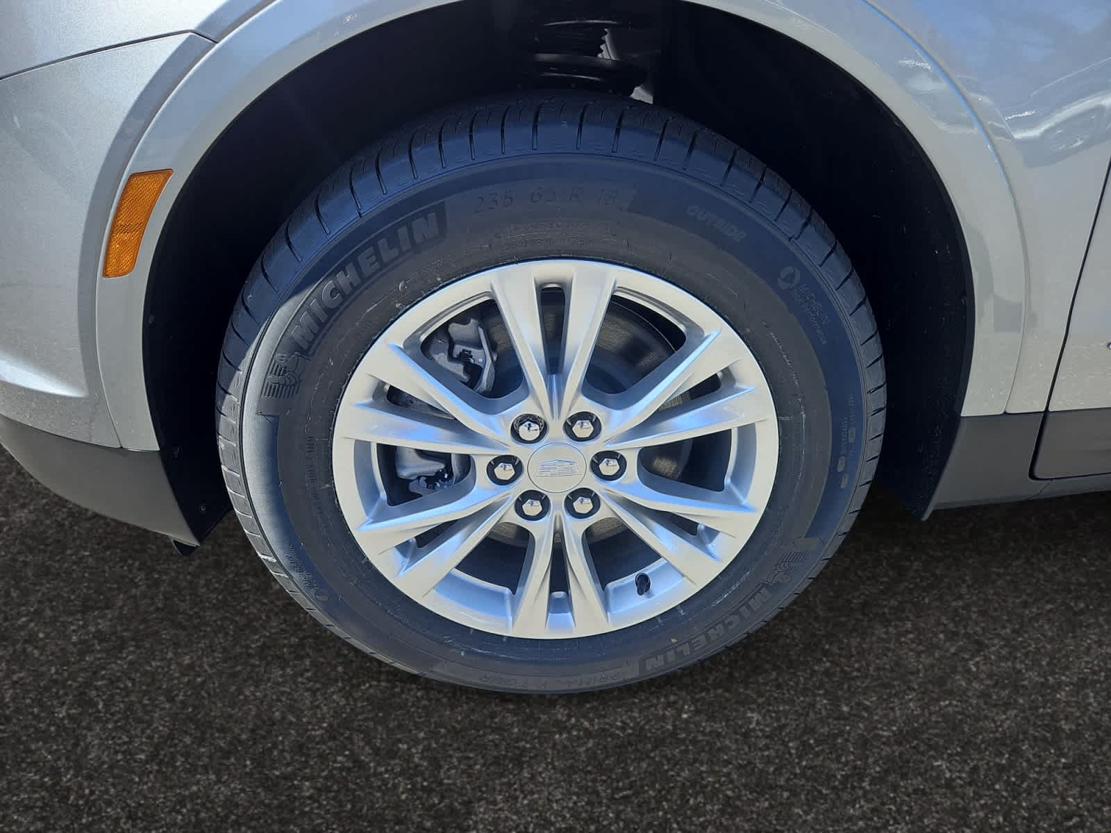 new 2025 Cadillac XT5 car, priced at $47,690