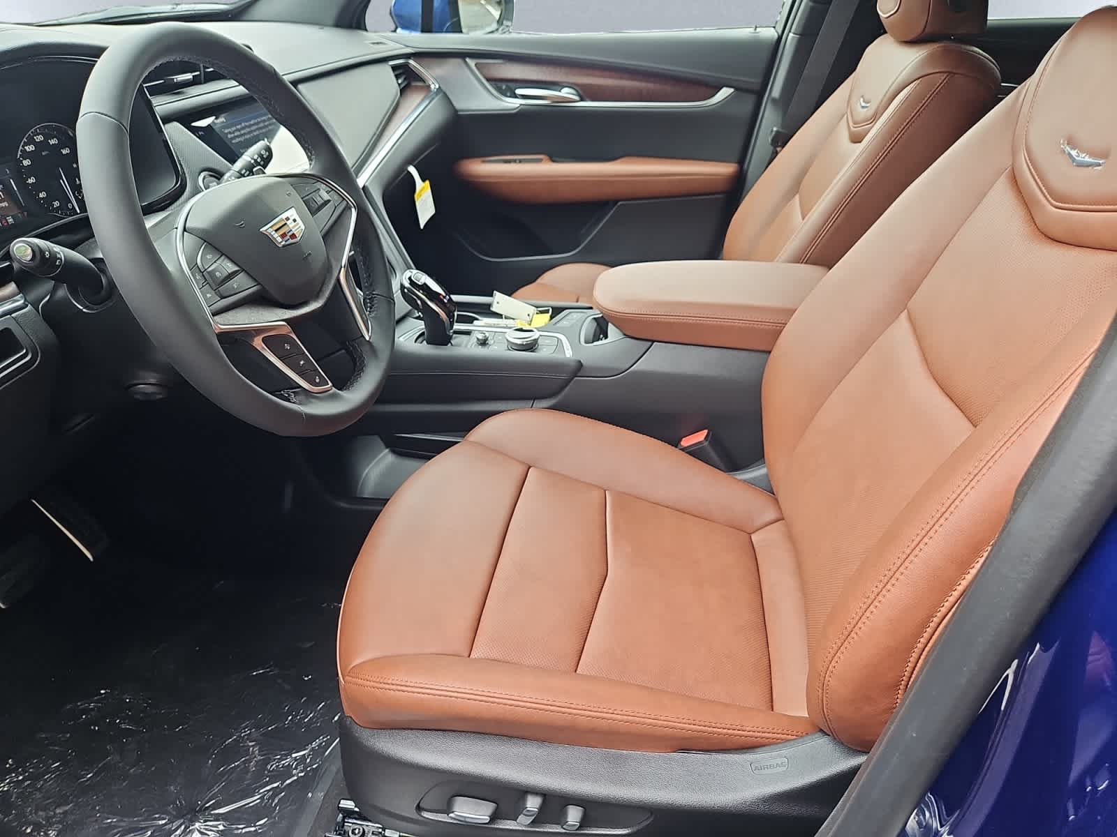 new 2025 Cadillac XT5 car, priced at $60,760