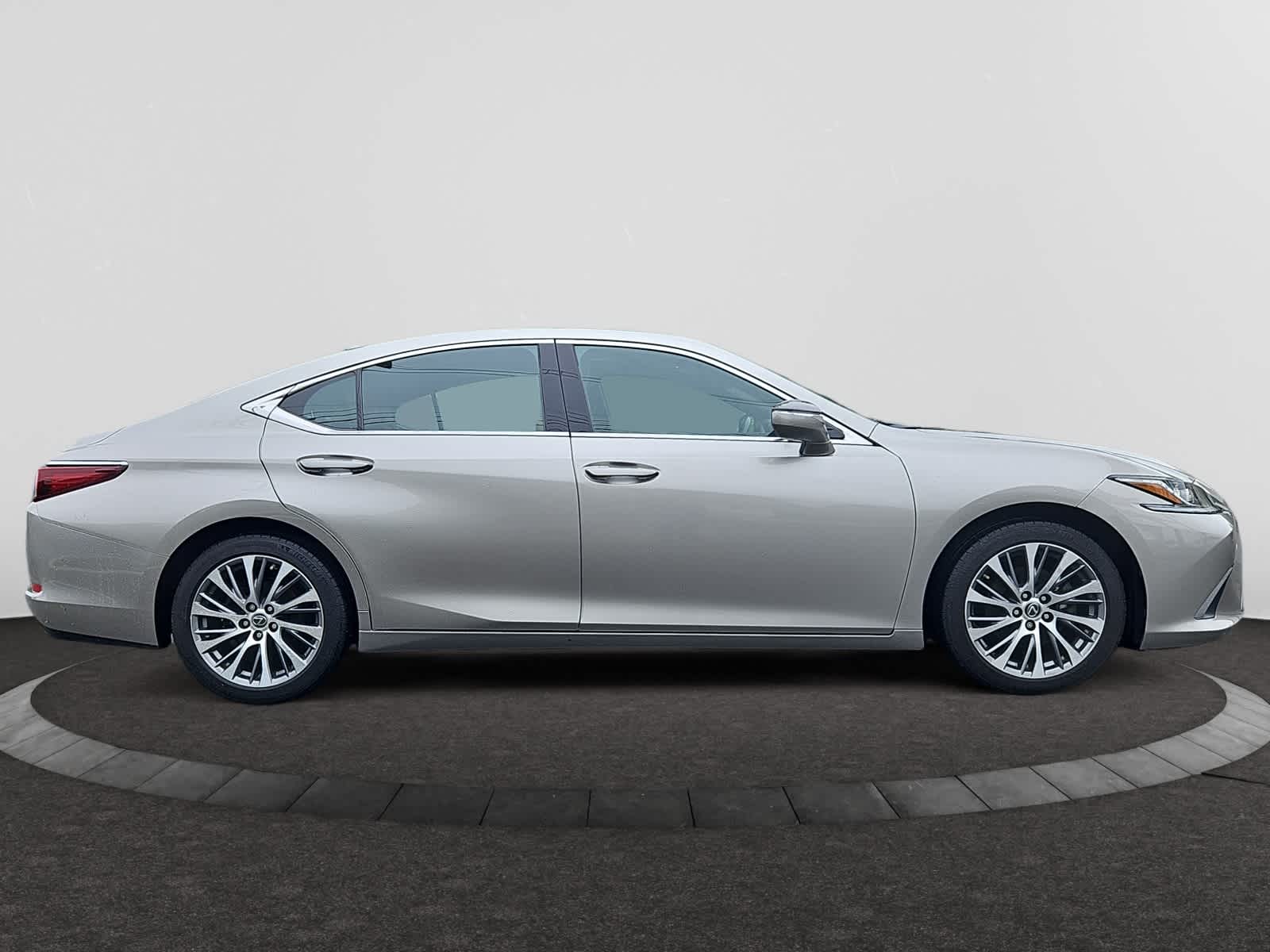 used 2020 Lexus ES car, priced at $31,998