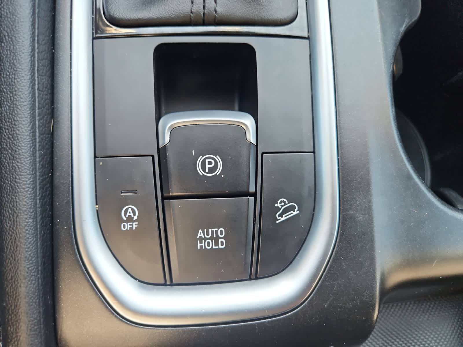 used 2020 Hyundai Santa Fe car, priced at $17,998