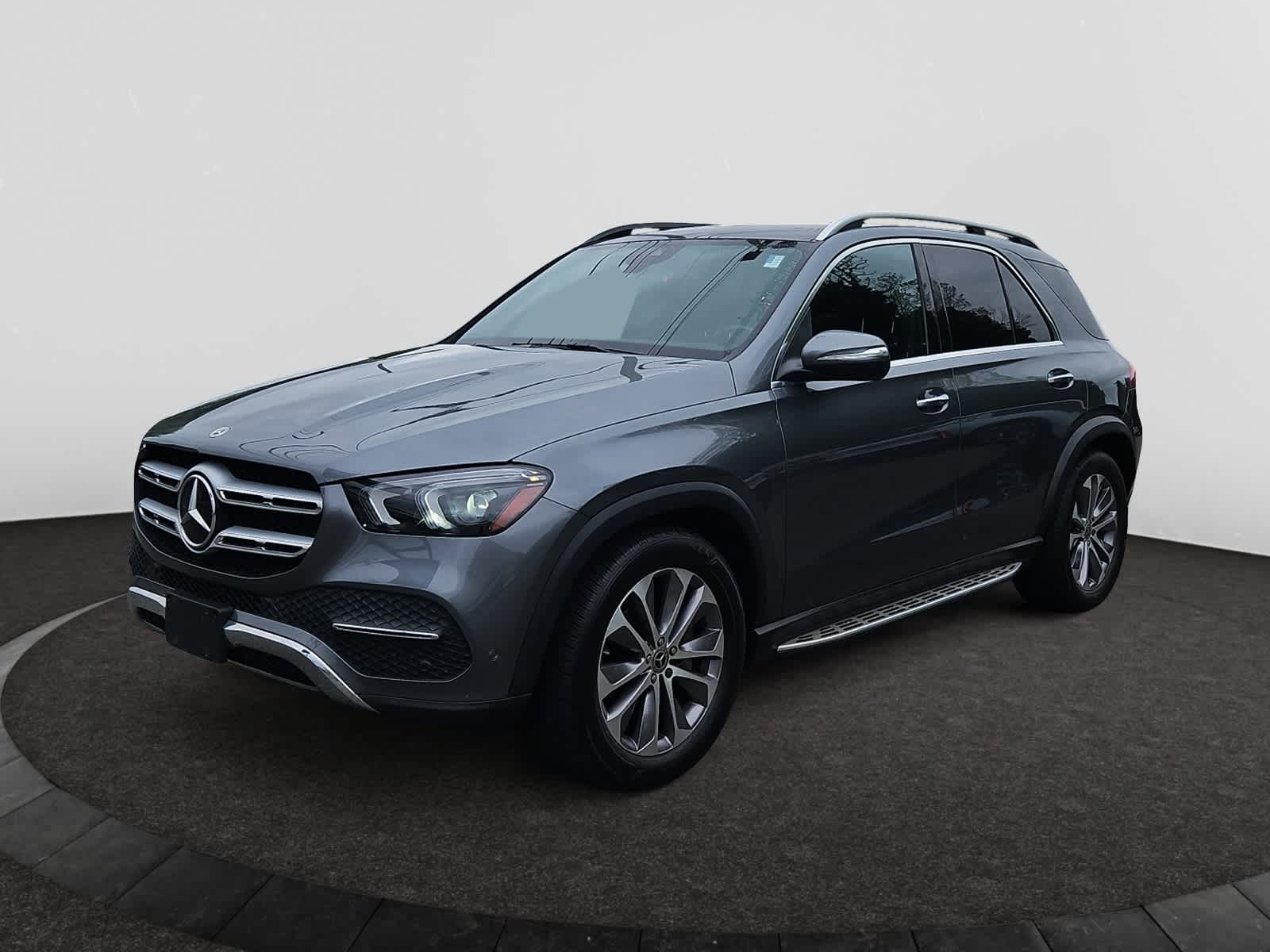 used 2022 Mercedes-Benz GLE car, priced at $48,998