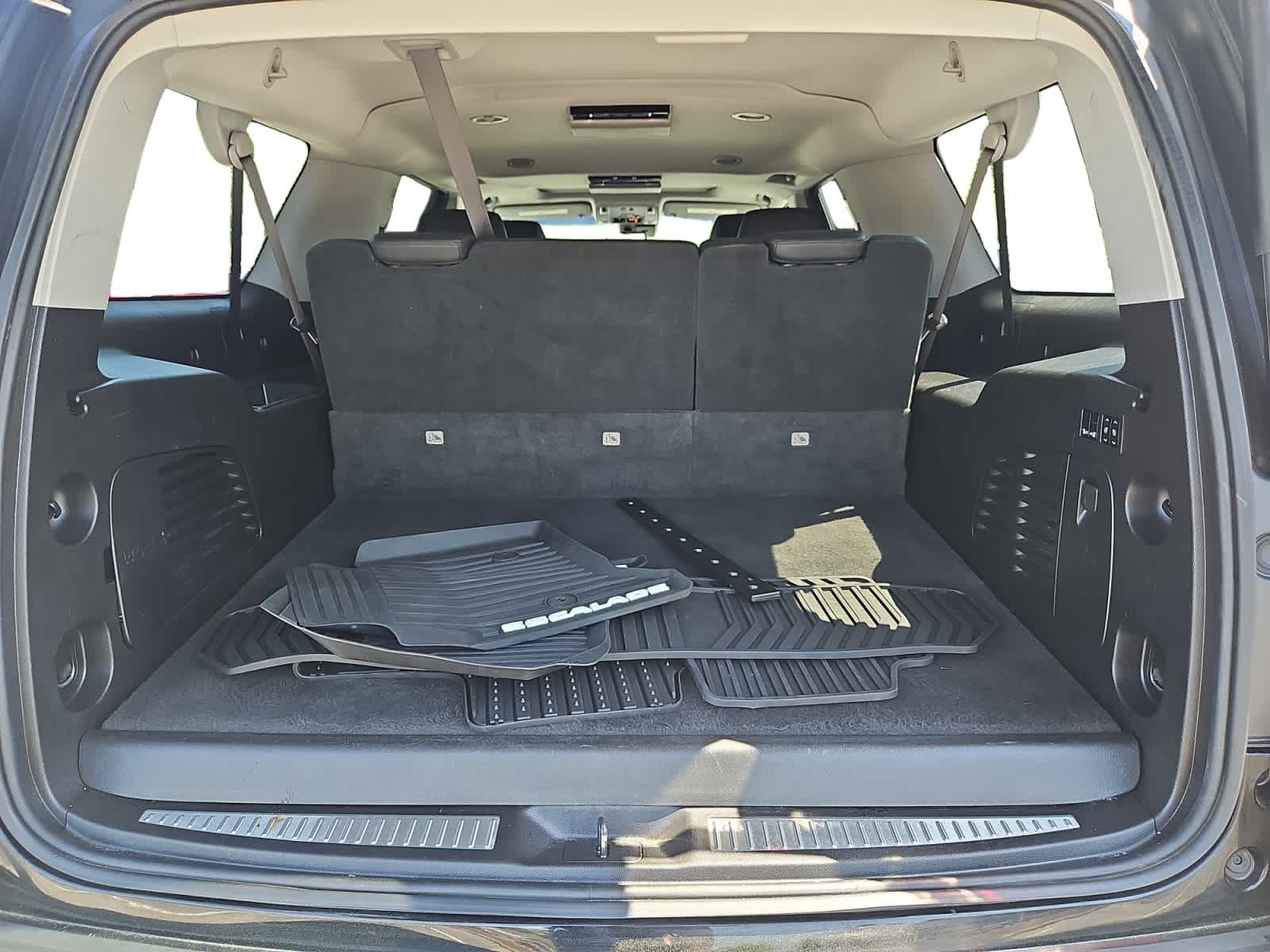 used 2019 Cadillac Escalade ESV car, priced at $37,778