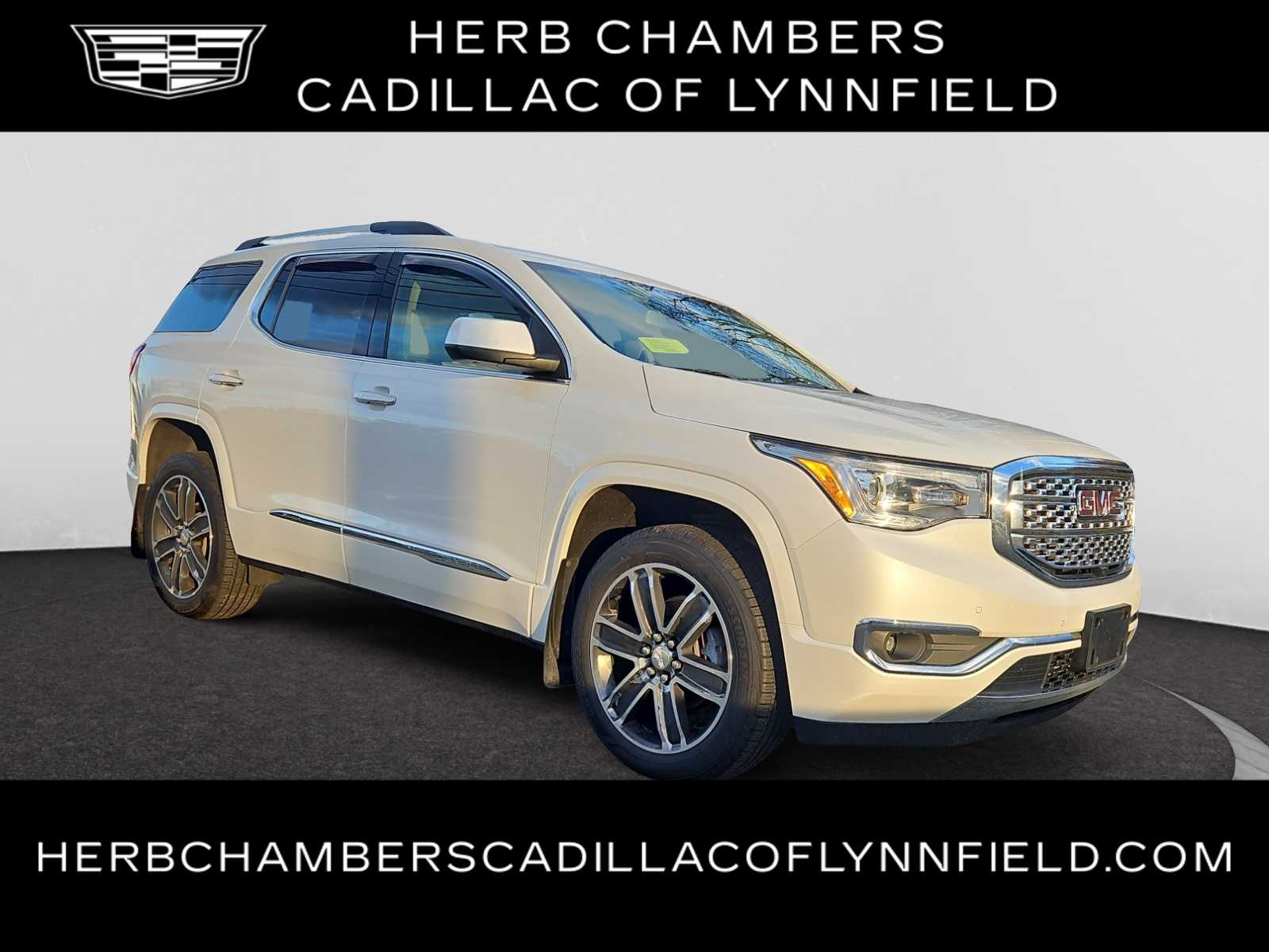 used 2019 GMC Acadia car, priced at $22,998