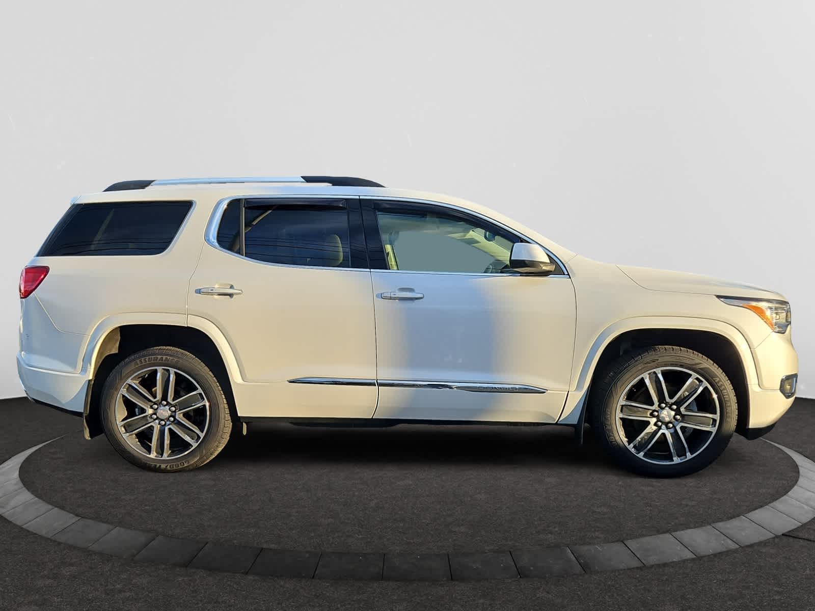 used 2019 GMC Acadia car, priced at $22,998