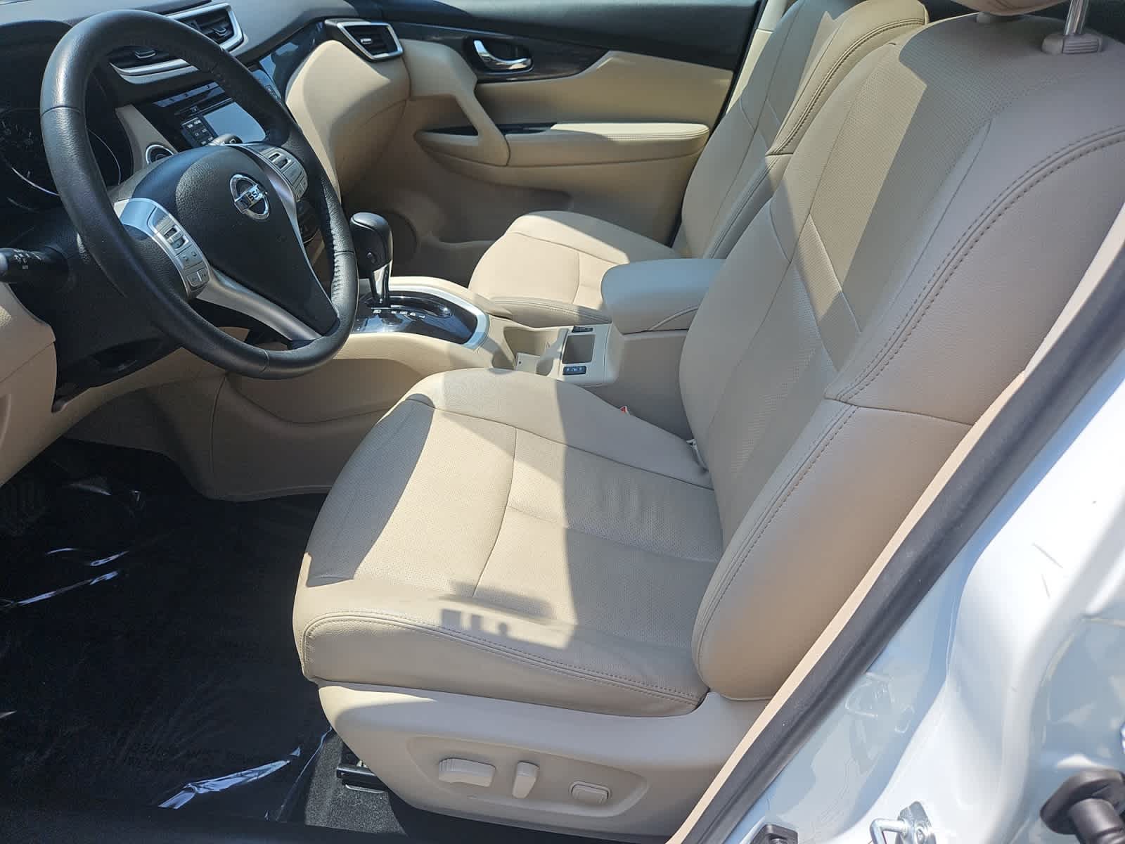 used 2016 Nissan Rogue car, priced at $14,488
