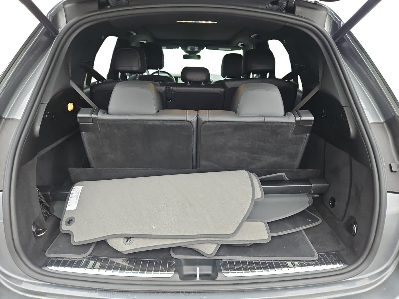 used 2022 Mercedes-Benz GLE car, priced at $48,998