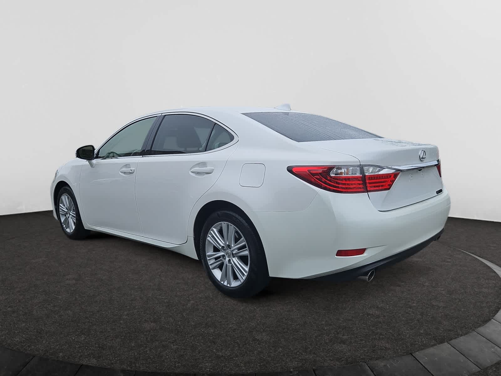 used 2015 Lexus ES 350 car, priced at $21,898