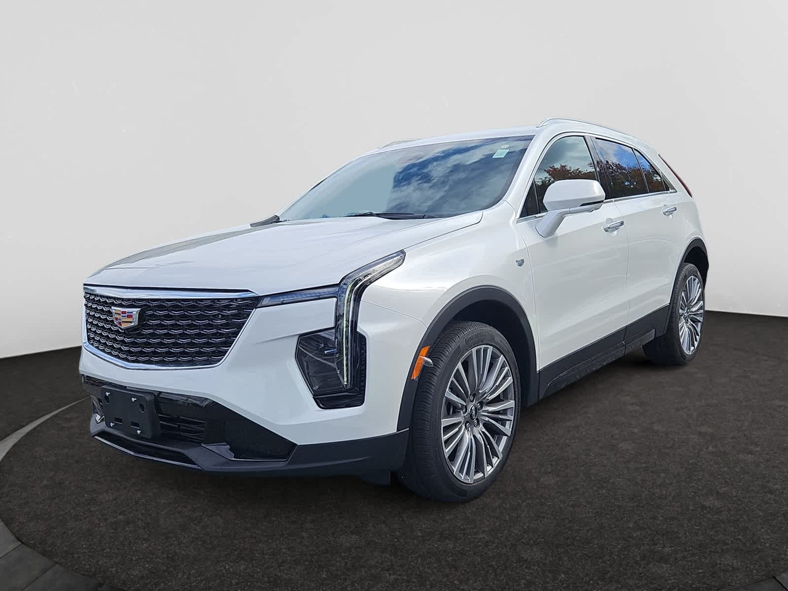 new 2025 Cadillac XT4 car, priced at $48,015