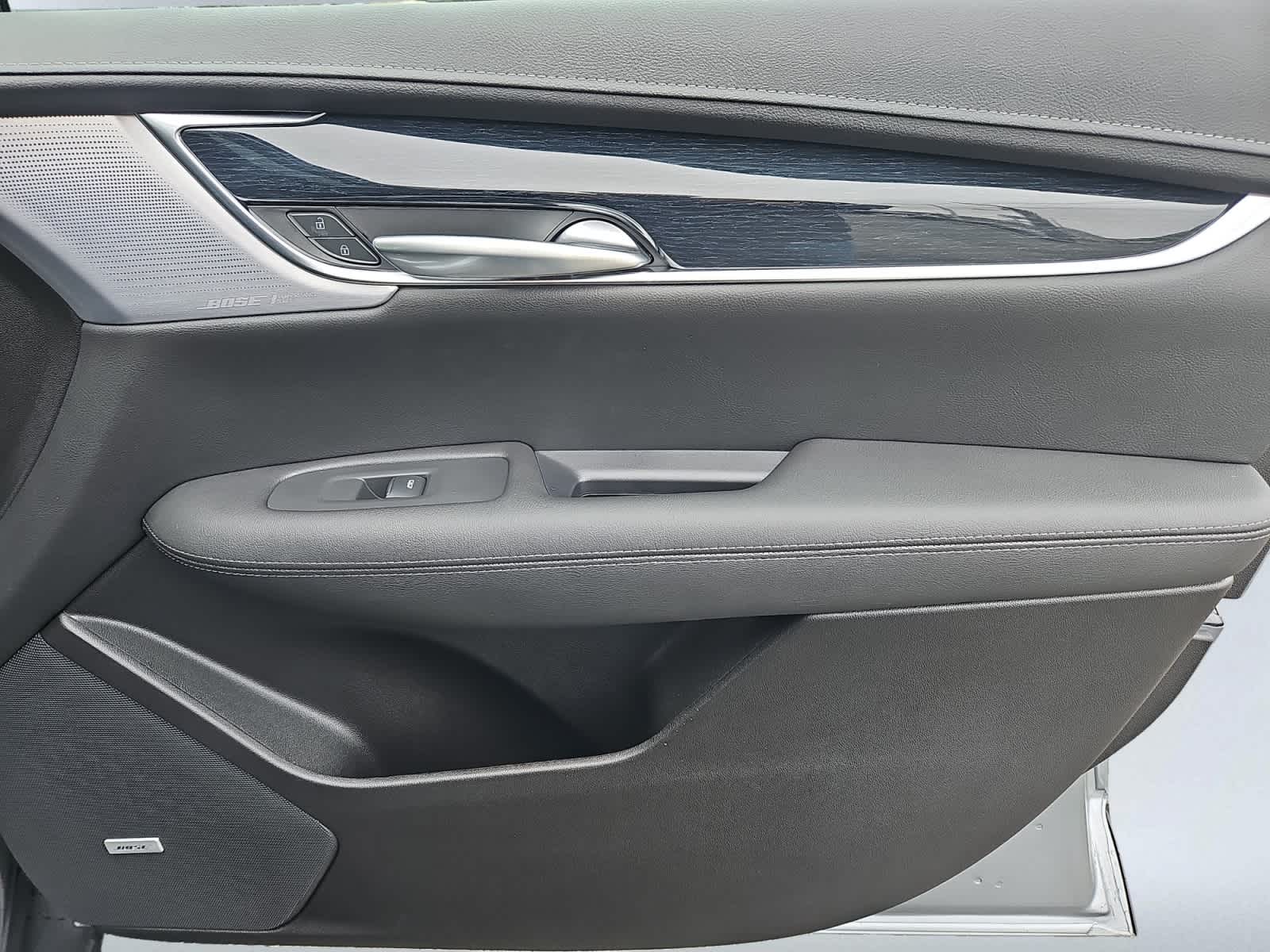 used 2024 Cadillac XT5 car, priced at $46,998