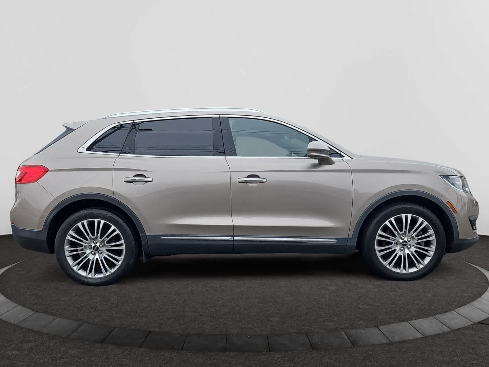 used 2018 Lincoln MKX car, priced at $22,488